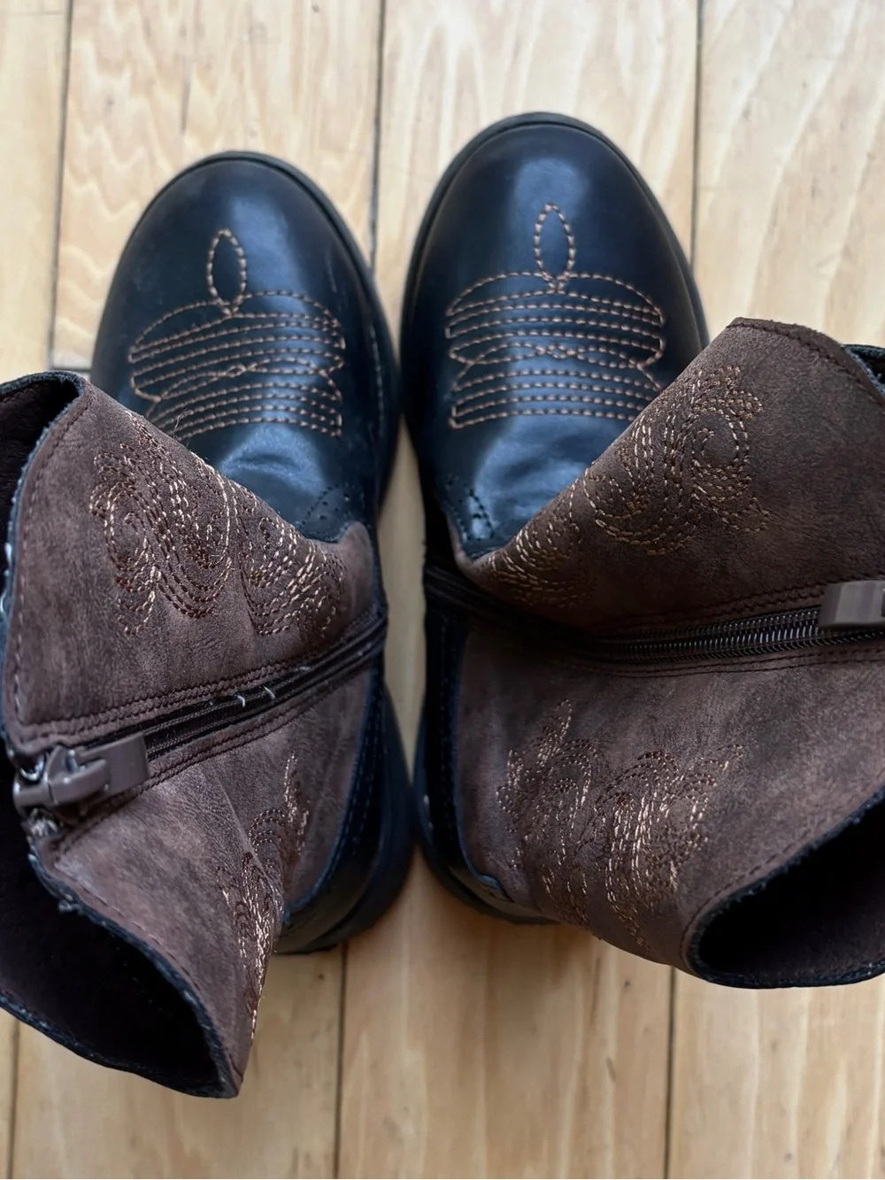 Kids Unisex Brown and Black Western Cowboy Boots